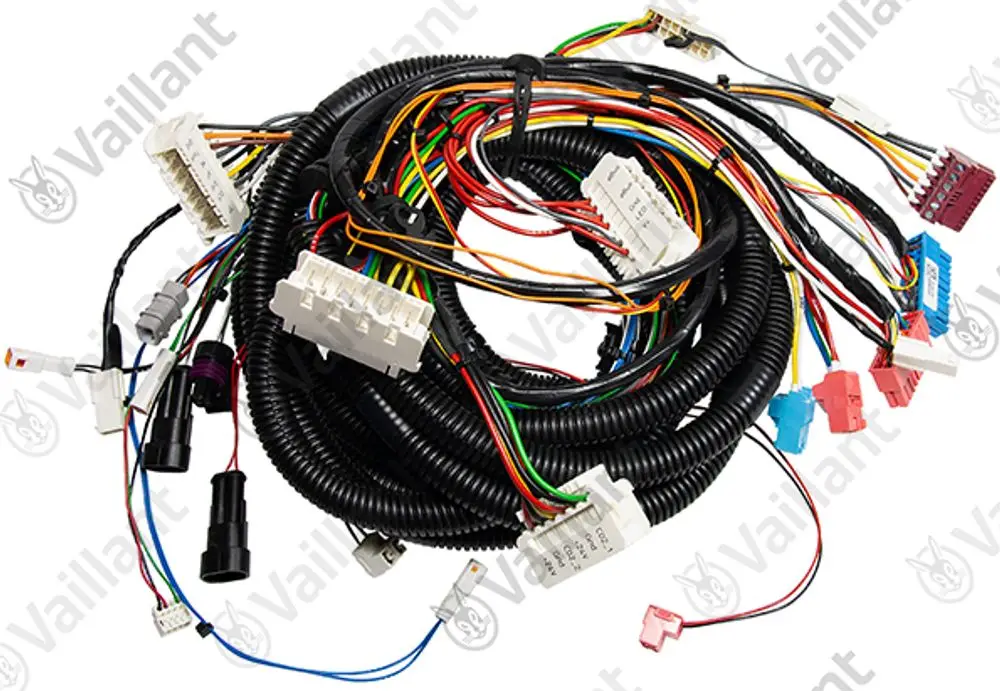 Vaillant Kabelbaum mit mehreren elektrischen Anschlüssen und Kabeln, in einer verwickelten Anordnung, geeignet für spezifische Anwendungen in Heizsystemen.